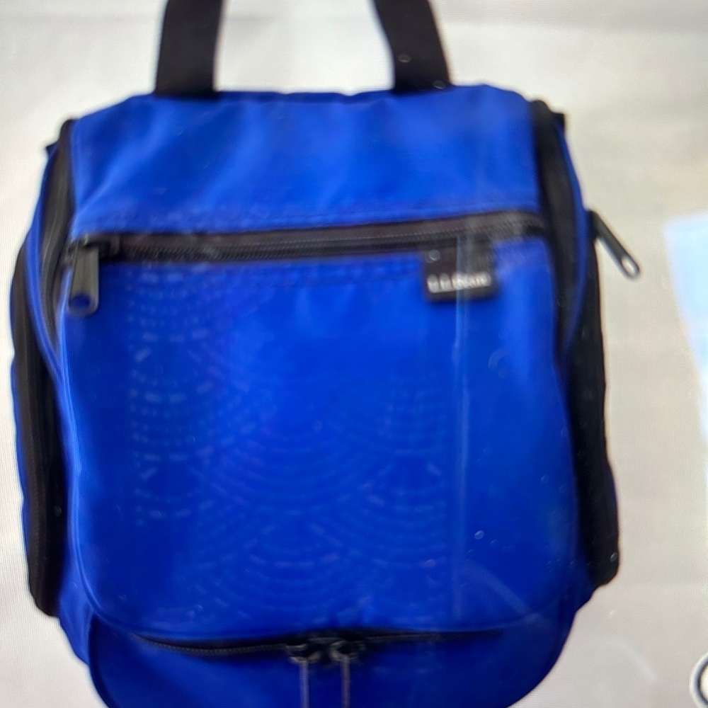 LL Bean Hanging Toiletry